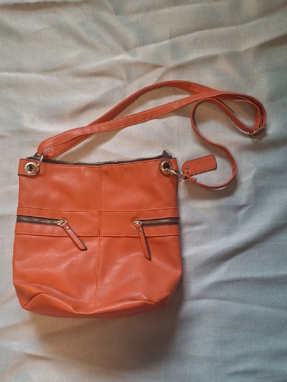 Bianca Nygard Orange Faux Leather Crossbody Bag Gold Zip Travel